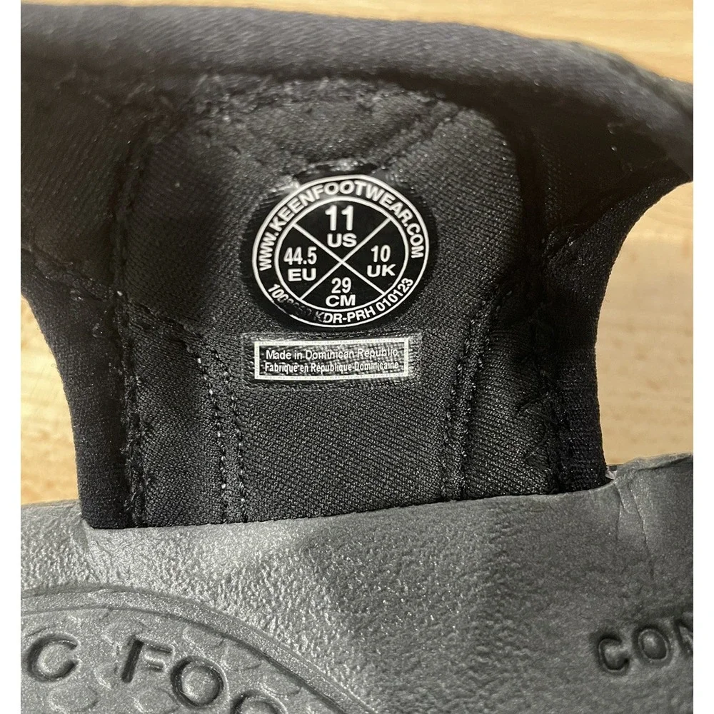 Keen Clearwater CNX Sandals Black Lace-Lock Bungee Mens 11 Right Foot only